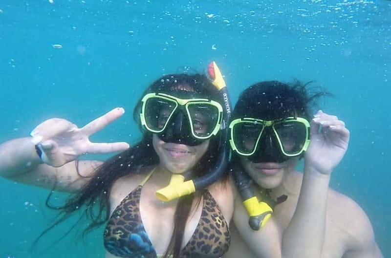 <em>4-Hour Roqueta Island Snorkeling, out of the Bay Experience – A Half-Day on Acapulco Bay’ /></p>
<p><p>This is a simple tour with a useful shape: pickup, transfer, snorkeling, beach time, lunch, and return transportation. You should allow four to five hours from start to finish, though the exact schedule depends on the pickup arrangement and the day’s timing.</p>
</p>
<p><p>I like this format because you do not have to build a water outing from separate parts. The equipment is supplied, transportation is included, and a guide is present in Spanish, English, or French. For a visitor staying in Acapulco, that can remove several small problems that otherwise eat into a beach day.</p>
</p>
<p><p>The tour is offered as a private or small-group experience. That matters most in the water. A patient guide can keep the pace comfortable, point out creatures you might miss, and spend more time helping a nervous swimmer. Larger groups can make snorkeling feel rushed, but the small-group option should give you a better chance of personal attention.</p>
</p>
<h2>Hotel Pickup and the Ride Across the Bay</h2>
<p><img width="800" height="534" decoding="async" src=