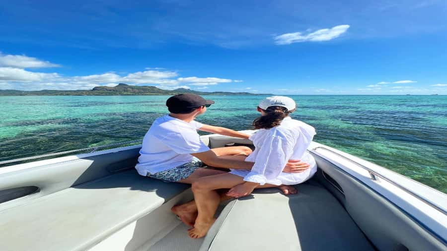 5 Islands All-Inclusive Speedboat w/Snorkeling Sea Turtle - Blue Bay Marine Park snorkeling