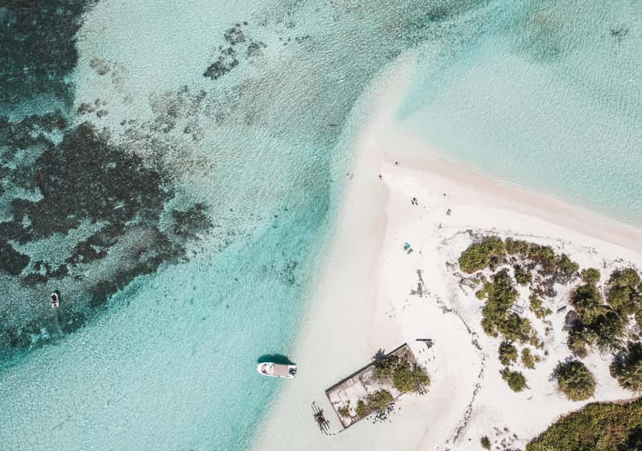 5 Islands Boat Trip, Snorkeling and Lunch on Ile aux Cerfs - Ile aux Cerfs: beaches, water, and free time