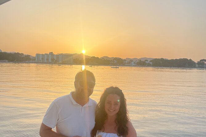 Alcudia 3hr Sunset Trip with Drinks, Tapas, SUP & Snorkel - Drinks on board and what the tapas is really like