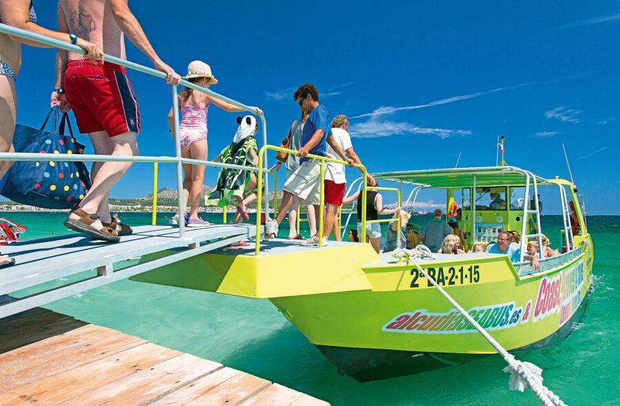 Alcudia: Caves & Coastline Boat Trip w/ Snorkelling - Swimming in the clear coves