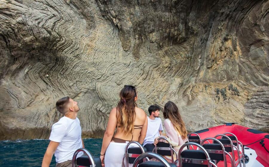 Alcudia: Sightseeing, Sea Caves & Snorkel Speedboat Tour - Sea caves and secret coastal stops
