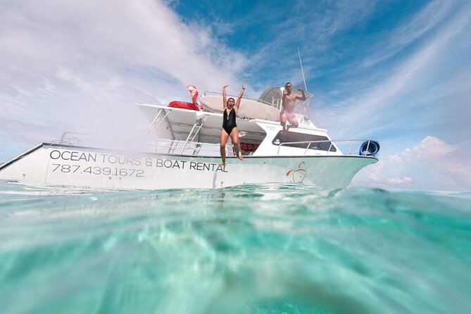 All Inclusive Beach and Snorkel Boat Tour to Icacos Island - Icacos Island: white sand, clear water, and open space