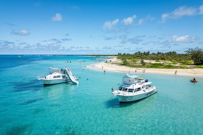 All Inclusive Snorkel and Slide Boat Tour: Icacos or Vieques - The ride toward Vieques or Icacos