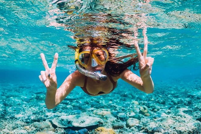 Amalfi Coast & Positano: Boat Tour with Snorkeling & Drinks - Praiano and the blue light of Africana Grotto