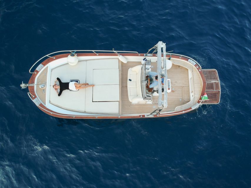 Amalfi Coast: Private Boat Trip with Prosecco and Snorkeling - Furore Fjord and the famous bridge