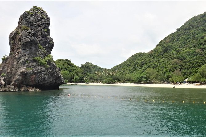 Angthong National Marine Park by Speed Boat from Koh Samui (Snorkeling&Kayaking) - Beach lunch, kayaking, and the afternoon pace