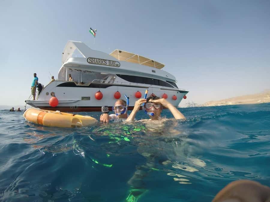 Aqaba: Red Sea Snorkeling Boat Trip with Buffet Lunch - What the Boat Adds to a Snorkeling Day