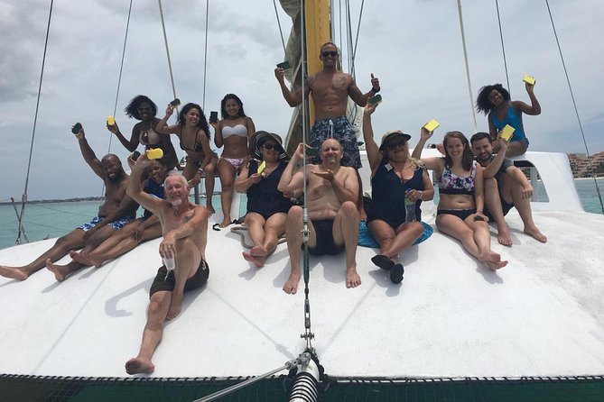 Arusun Catamaran Sail with Snorkeling in Aruba - Group size, comfort, and family fit
