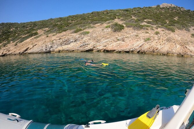Athens, Nea Makri: Guided Small Group Snorkeling Boat Excursion - Food, drinks, photos, and the useful little extras