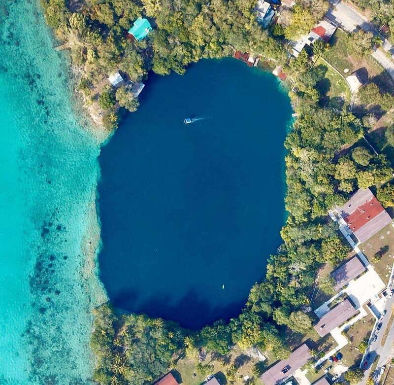 Bacalar & Cenotes: 3 hours kayak rental with snorkeling gear - Why a kayak can beat a boat trip here