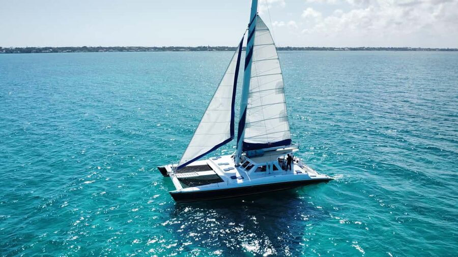 Bahamas: Swimming Pigs & Snorkeling Cruise with Lunch & Rum - Rose Island, conch salad, and beach time