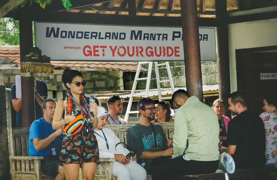 Bali/Nusa Penida: Manta Point Snorkeling & West Coast Tour - Gamat Bay and The Wall add variety