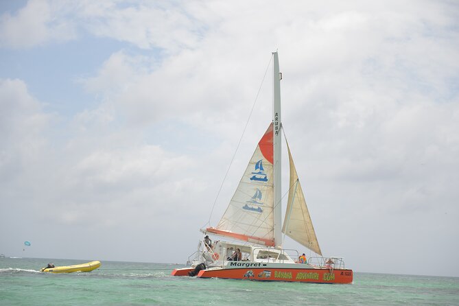 Banana Adventure Catamaran Shipwreck Snorkel and Turtle Swim - A comfortable catamaran ride from Hadicurari