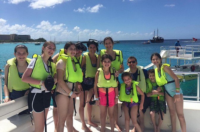 Barbados Turtle and Shipwreck Snorkel Adventure - Crew service and family support