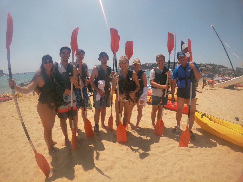 Barcelona: Costa Brava Kayaking & Snorkeling Tour with Lunch - S’Agaró gives you a very different day from Barcelona