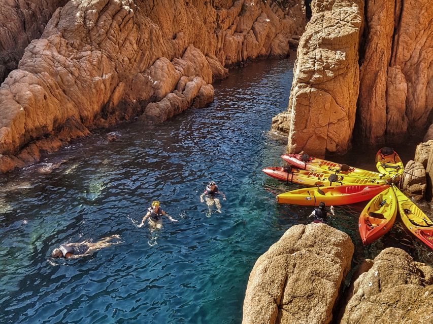 Barcelona: Costa Brava Tour with Kayak & Lagoon Snorkeling - Platja de Sant Pol: lunch and a proper rest