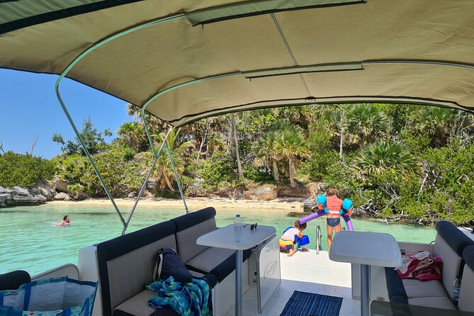 Bermuda Private Boat Charter: Snorkel, Cliff Jumping & Sightseeing - Sightseeing through Bermuda’s islands and bays