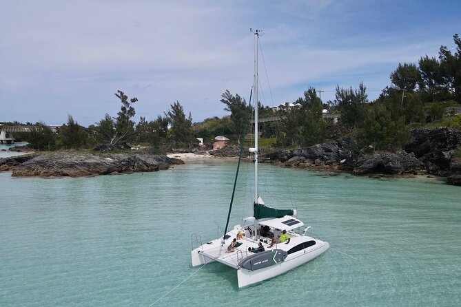 Bermuda Private Catamaran:Snorkeling, Shipwrecks & Cliff Jumping - Price and group size: when the math works