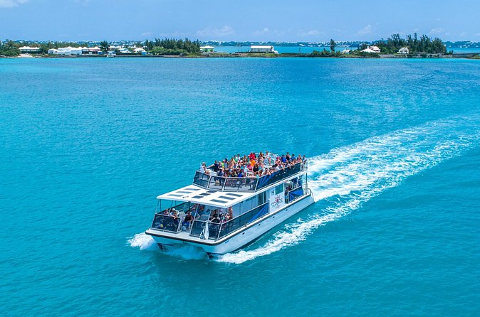 Bermuda Sundeck Sightseeing and Snorkel Experience - Kayaks, Paddleboards, Noodles, and Beach Time
