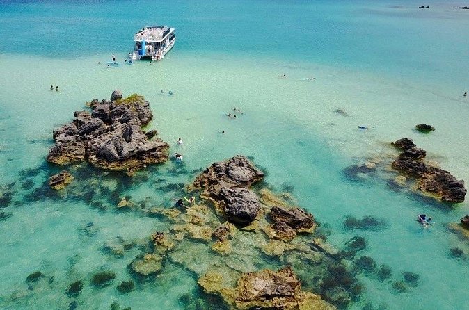 Bermuda Sundeck Sightseeing and Snorkel Experience - The Sundeck, Shade, Music, and Rum Swizzle