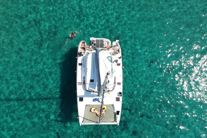 Best of Milos and Poliegos Catamaran snorkelling Cruise with BBQ - A full day aboard the Lagoon 440
