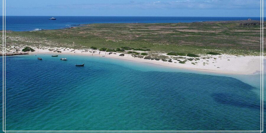 Boa Vista: Motoryacht Trip with Fishing, Snorkel, Beach BBQ - How much value do you get for $111?