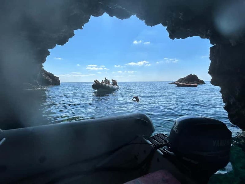 Boat Tour: Island hopping by dinghy with cave visits and snorkeling - Choosing between five departure times