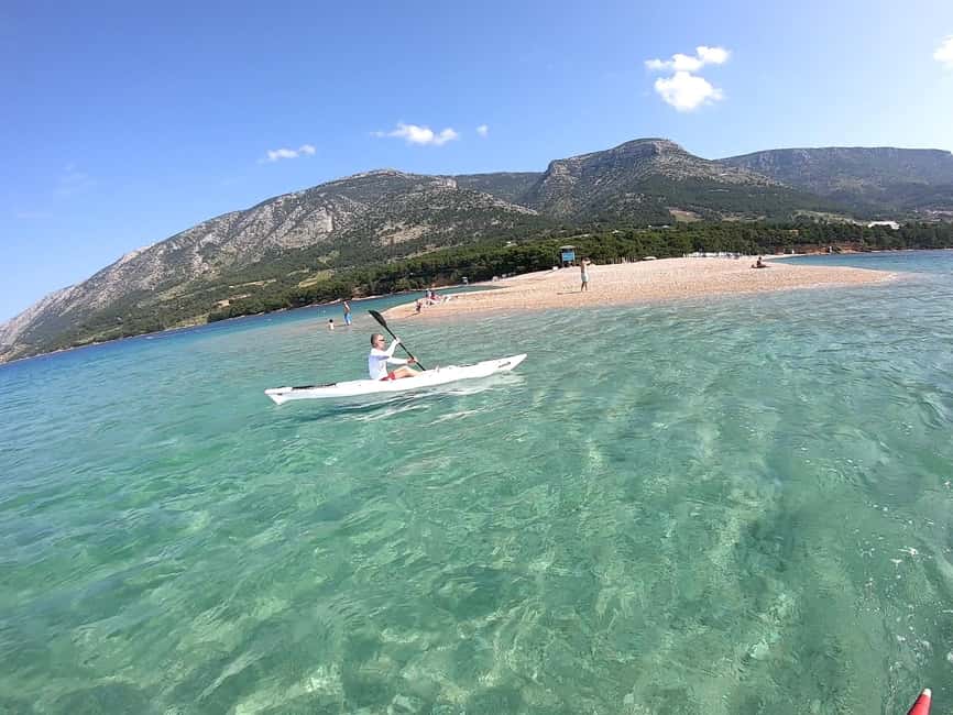 Bol: Zlatni Rat Beach Kayak Tour with Snorkeling - Paddling along the coast