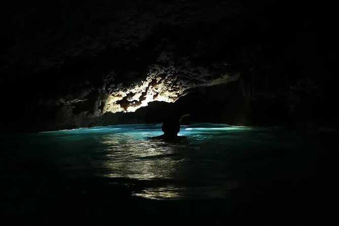 Bonaire CaveTour Climb, Snorkel & Explore the Hidden Gems - The rope descent and narrow sections