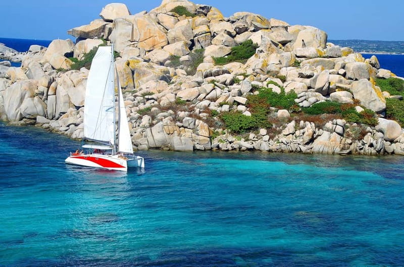 Bonifacio: Catamaran trip with snorkeling at the Lavezzi Islands - First stop: the Lavezzi Archipelago