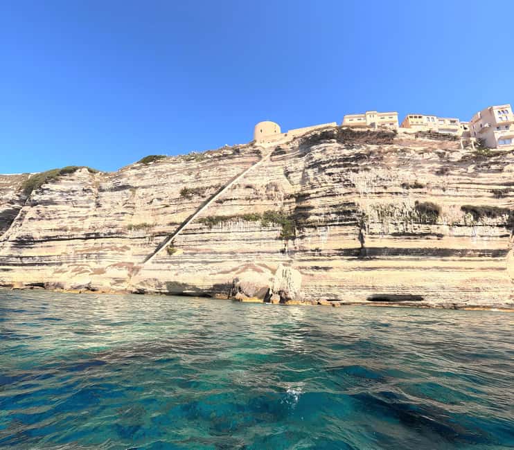Bonifacio: croisière guidée et snorkelling aux îles lavezzi - Who should book this boat trip?
