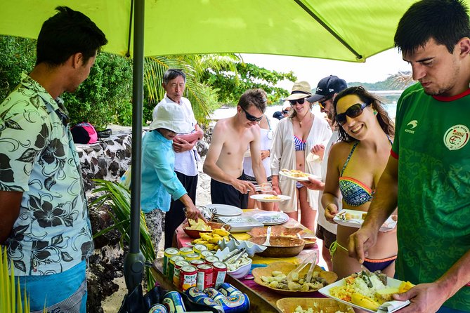 Bora Bora Combo Tour: Lagoon Cruise and 4WD Tour Including Snorkeling - The 4WD circle: steep roads and broad island views