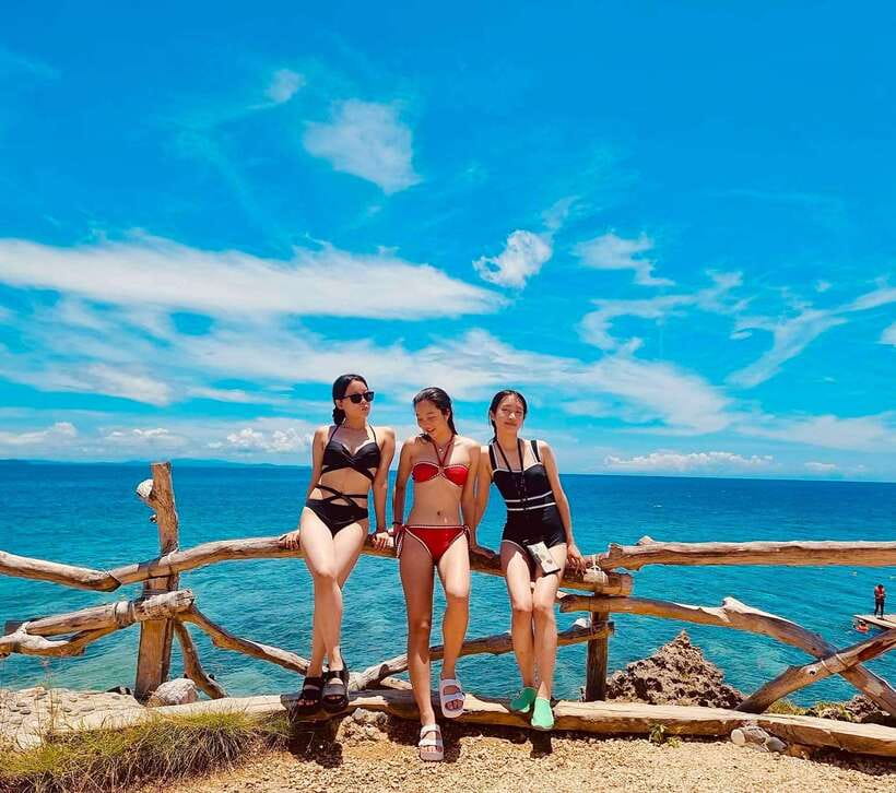 Boracay: Private Island Hopping & Snorkeling Tour - Magic Island is optional and more active