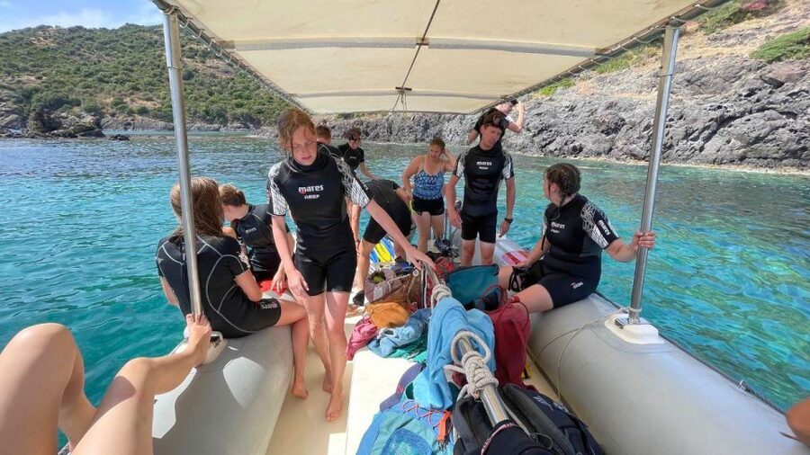 Bosa: Snorkeling Tour of the Coastline Coves - Why Bosa’s northwest coast makes a fine snorkeling setting