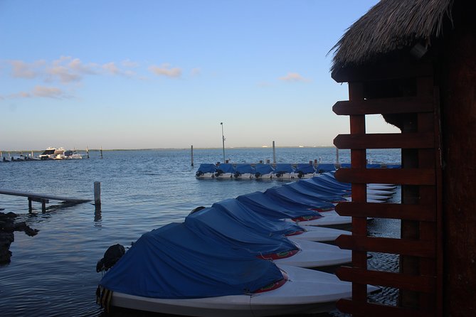 Breathtaking experience driving a speedboat in Cancun with Snorkeling included - What to bring, and what to leave behind