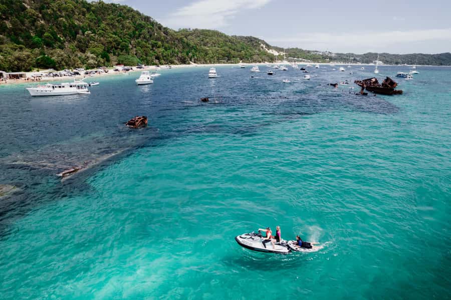 Brisbane: Moreton Island all inclusive Snorkeling Tour - Lunch, morning tea, and the practical side of an all-inclusive day