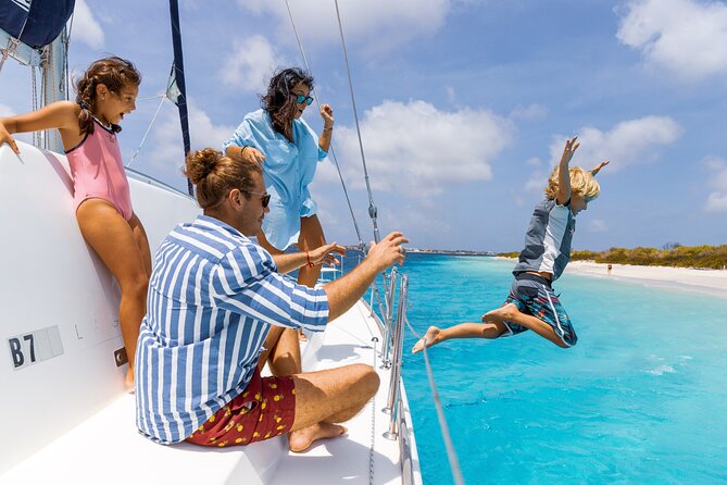Brunch & Snorkel Catamaran Tour - Why the 18-Person Limit Matters