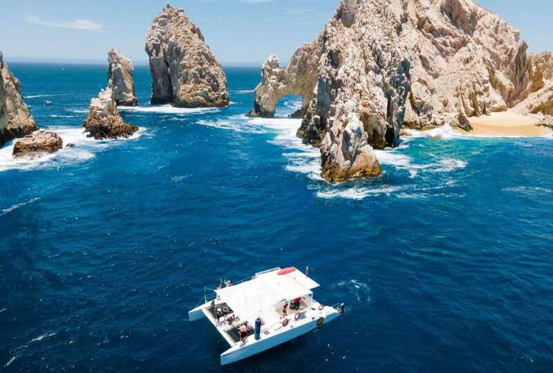 Cabo Catamaran Snorkel: Arch & Santa Maria, Open Bar, Snacks - Quick take: what matters most