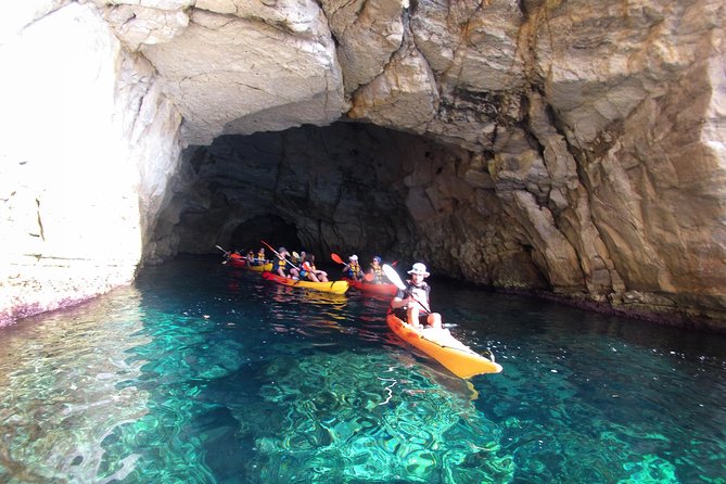 Cabo de Gata Active. Guided kayak and snorkel route through coves of the Natural Park - Who should book this kayak tour?