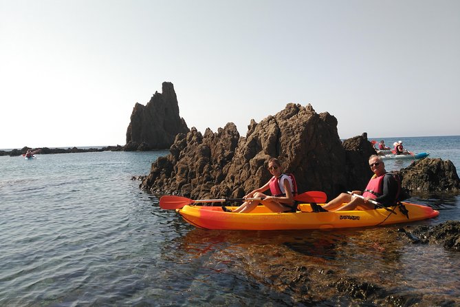 Cabo de Gata: Tour en kayak y snorkel full face + fotos incluidas - Why Cabo de Gata works so well by kayak