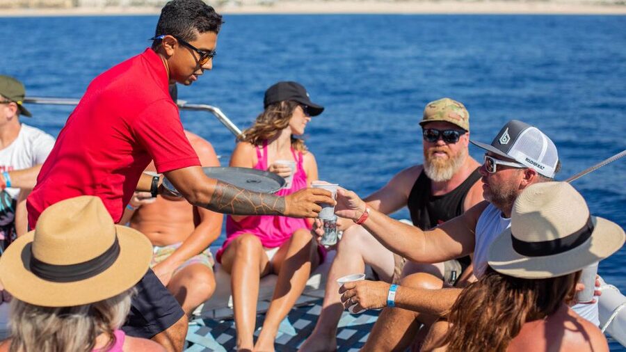 Cabo San Lucas: 4-Hour Snorkeling Cruise with Open Bar - Lunch, margaritas, and time to slow down