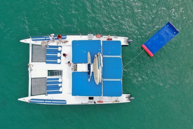 Cabo San Lucas All-Inclusive Private Catamaran Snorkeling Cruise - Medano Beach: the social finish