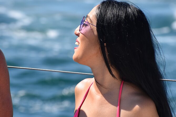Cabo San Lucas Boat Tour with Snorkeling, Open Bar, and Lunch - The Arch and Lovers Beach from the sea