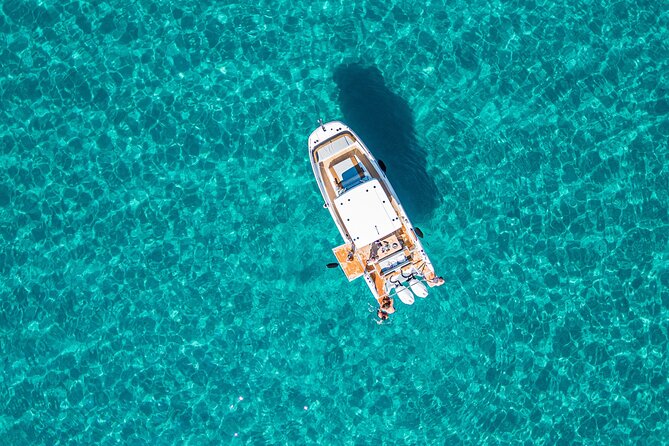Cagliari 3 Hours Luxury Motorboat Tour - Wine and Snorkeling - A small boat with a personal feel