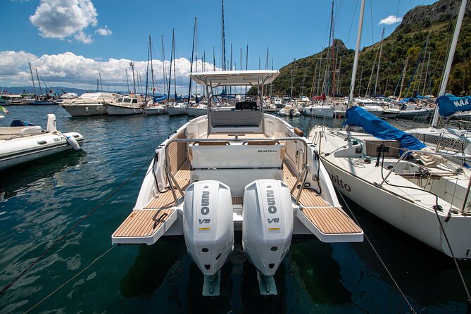 Cagliari 3 Hours Luxury Motorboat Tour - Wine and Snorkeling - Wine, cold drinks, and what is actually included
