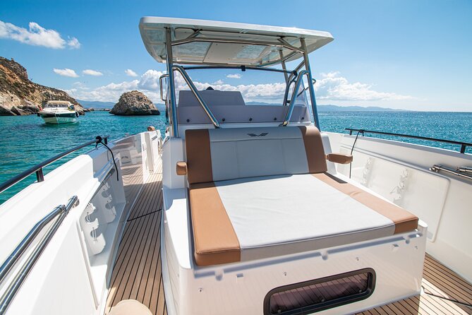 Cagliari 3 Hours Luxury Motorboat Tour - Wine and Snorkeling - Two hours anchored for swimming and snorkeling