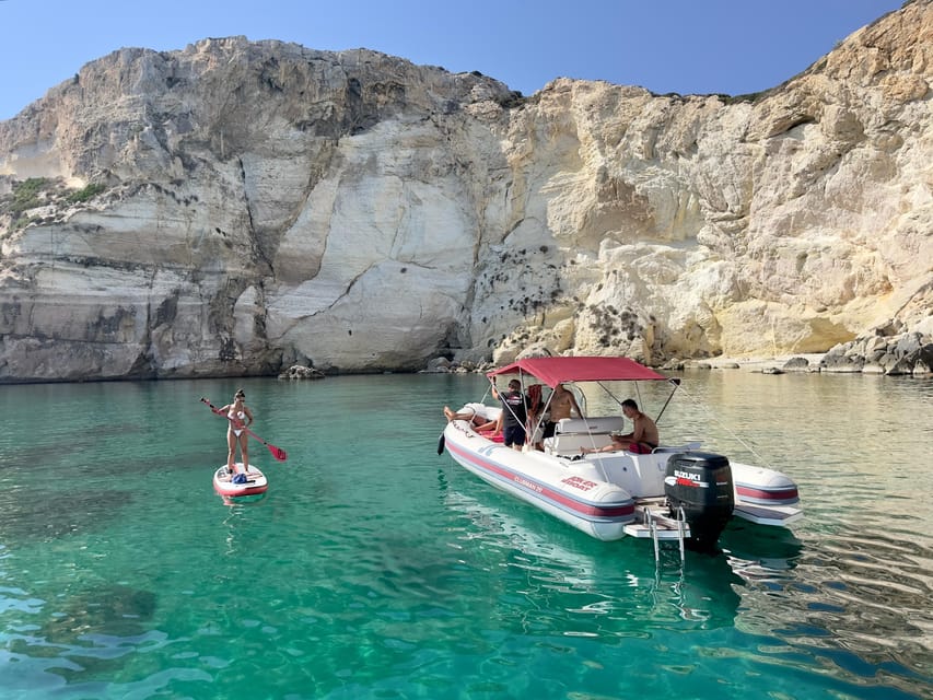 Cagliari: Boat Tour snorkeling Sella con con aperitivo - Finding the dock and starting the morning
