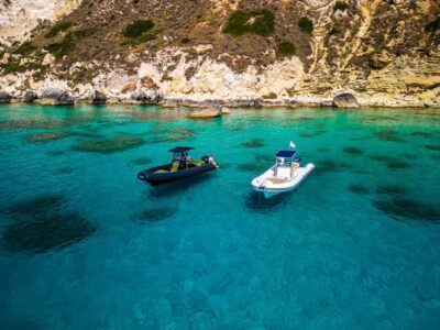Boat Tour with 5 Snorkeling Stops & Free Drinks