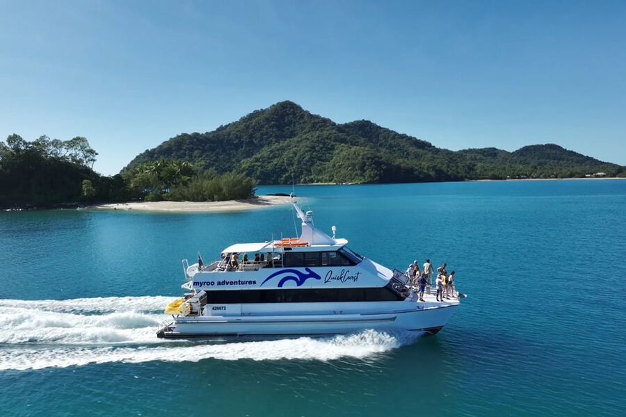 Cairns: Outer Great Barrier Reef & Dunk Island Small Group - What the $135 price really covers